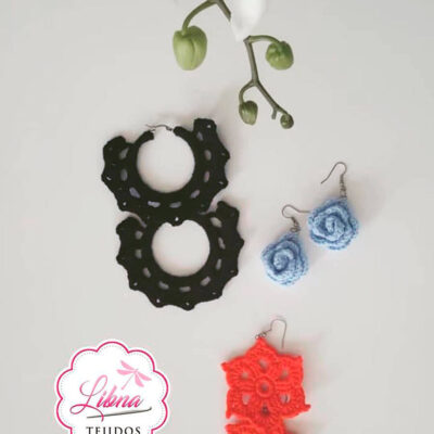 Hermosos zarcillos tejidos a crochet